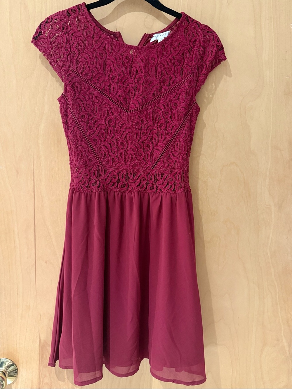 Socialite Lace & Chiffon Fit-and-Flare Dress in Berry/maroon